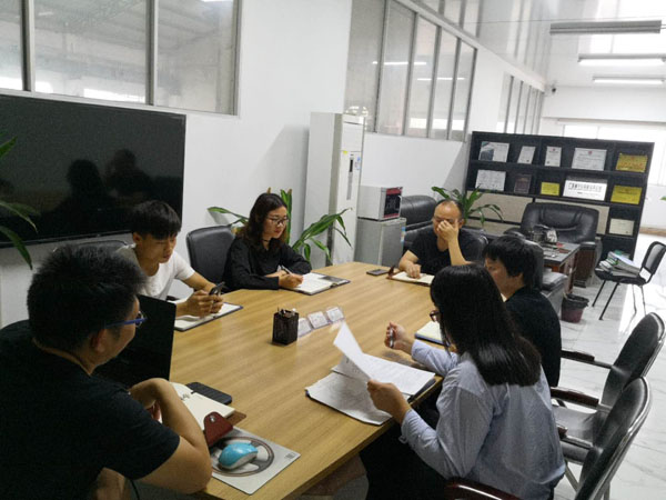 【鹽酸儲(chǔ)罐廠家】調(diào)整定位,滿足客戶需求實(shí)現(xiàn)自身價(jià)值